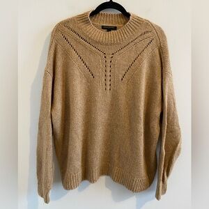 Banana Republic Camel Knit Cozy Perforated Pullover Sweater Size Small